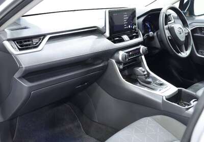 2024 Toyota RAV4 GXL HYBRID