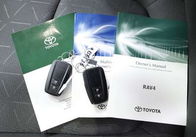 2024 Toyota RAV4 GXL HYBRID