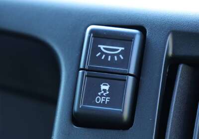 2024 Isuzu N Series NLR 45-150