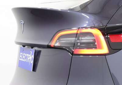 2023 Tesla Model Y Rear-Wheel Drive