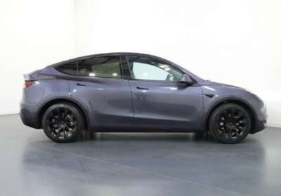 2023 Tesla Model Y Rear-Wheel Drive