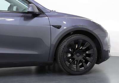 2023 Tesla Model Y Rear-Wheel Drive