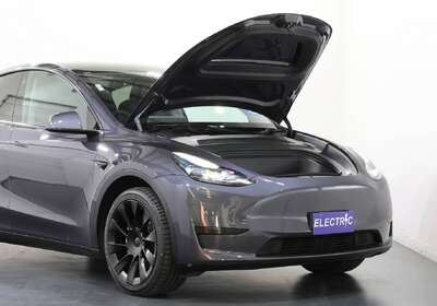 2023 Tesla Model Y Rear-Wheel Drive