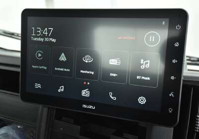 2024 Isuzu N Series NLR 45-150