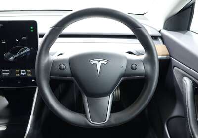 2020 Tesla Model 3 PERFORMANCE