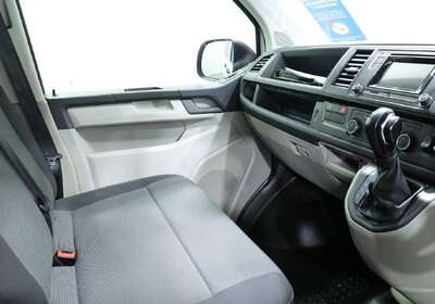 2018 Volkswagen Transporter TDI400