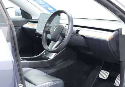 2020 Tesla Model 3 PERFORMANCE