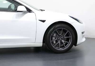 2020 Tesla Model 3 STANDARD RANGE RWD