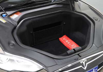 2015 Tesla Model S 85