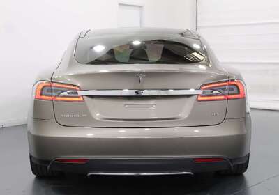 2015 Tesla Model S 85