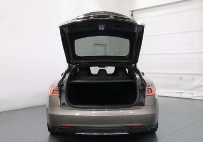 2015 Tesla Model S 85