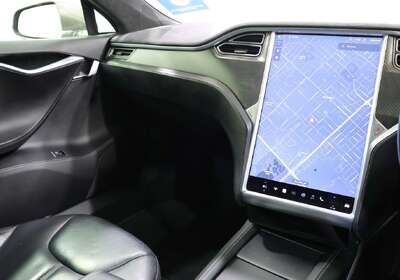 2015 Tesla Model S 85
