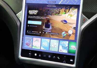 2015 Tesla Model S 85