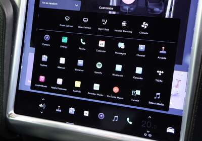 2015 Tesla Model S 85