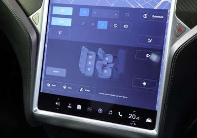 2015 Tesla Model S 85