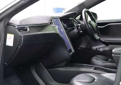 2015 Tesla Model S 85