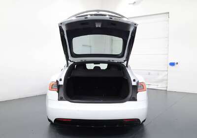 2016 Tesla Model S 90D