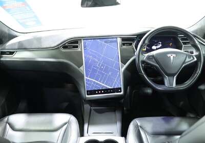 2016 Tesla Model S 90D