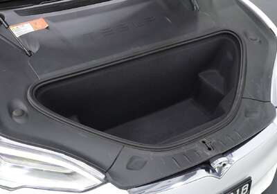 2016 Tesla Model S 90D