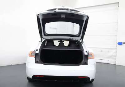 2016 Tesla Model S 90D