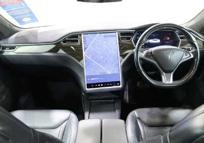 2016 Tesla Model S 90D