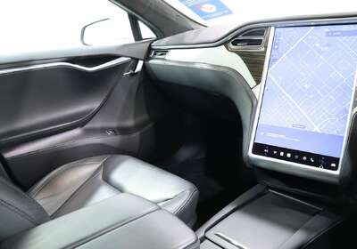 2016 Tesla Model S 90D