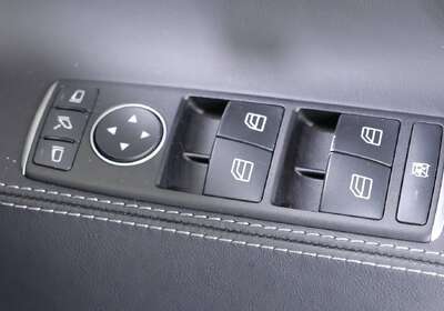 2016 Tesla Model S 90D