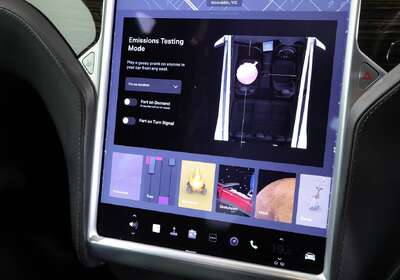 2016 Tesla Model S 90D