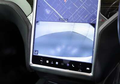 2016 Tesla Model S 90D