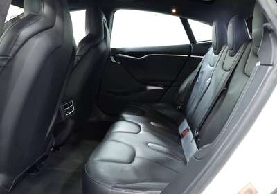 2016 Tesla Model S 90D