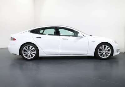 2016 Tesla Model S 90D