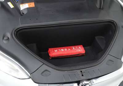 2016 Tesla Model S 90D