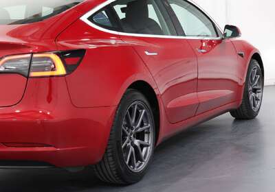 2019 Tesla Model 3 PERFORMANCE