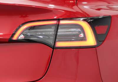 2019 Tesla Model 3 PERFORMANCE