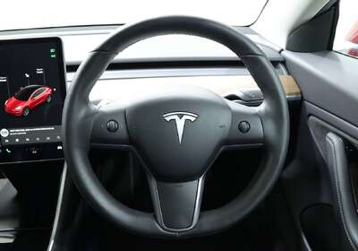 2019 Tesla Model 3 PERFORMANCE