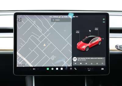 2019 Tesla Model 3 PERFORMANCE