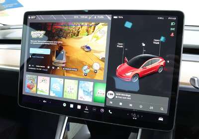 2019 Tesla Model 3 PERFORMANCE