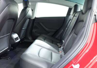 2019 Tesla Model 3 PERFORMANCE