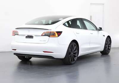 2020 Tesla Model 3 PERFORMANCE