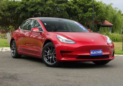 2020 Tesla Model 3 Standard Range Plus