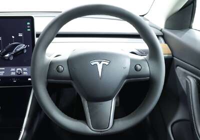 2020 Tesla Model 3 STANDARD RANGE RWD