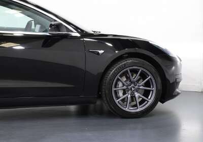 2020 Tesla Model 3 STANDARD RANGE RWD