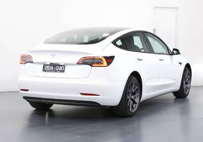 2019 Tesla Model 3 Standard Range Plus