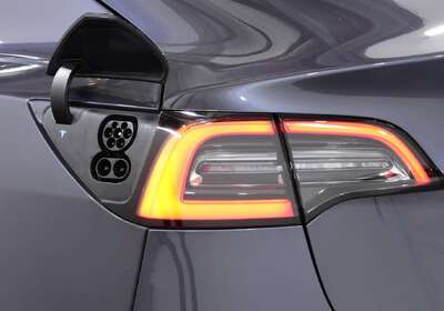 2019 Tesla Model 3 PERFORMANCE