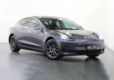 2019 Tesla Model 3 PERFORMANCE