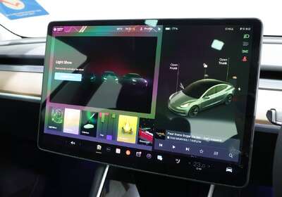 2019 Tesla Model 3 PERFORMANCE