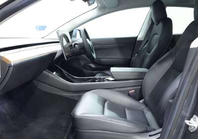 2019 Tesla Model 3 PERFORMANCE