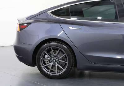 2019 Tesla Model 3 PERFORMANCE