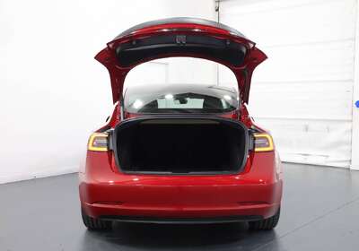 2022 Tesla Model 3 PERFORMANCE