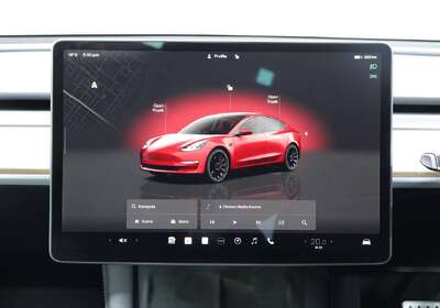 2022 Tesla Model 3 PERFORMANCE